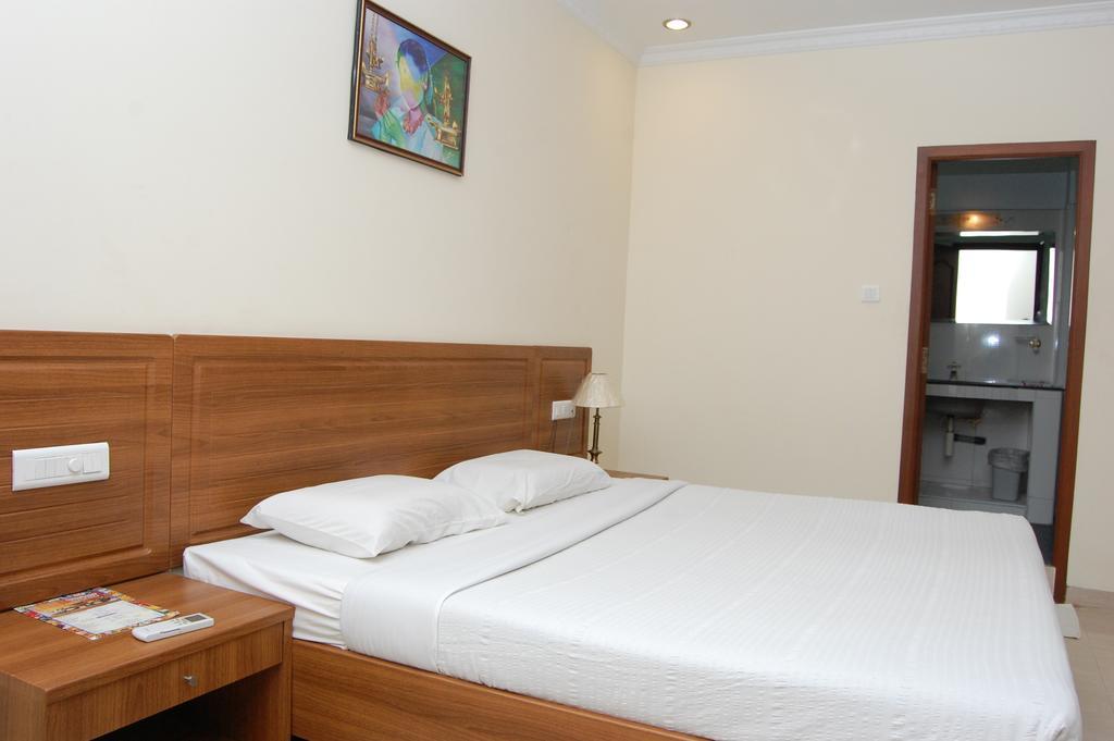 Hotel Sona'S Tiruchirappalli Δωμάτιο φωτογραφία