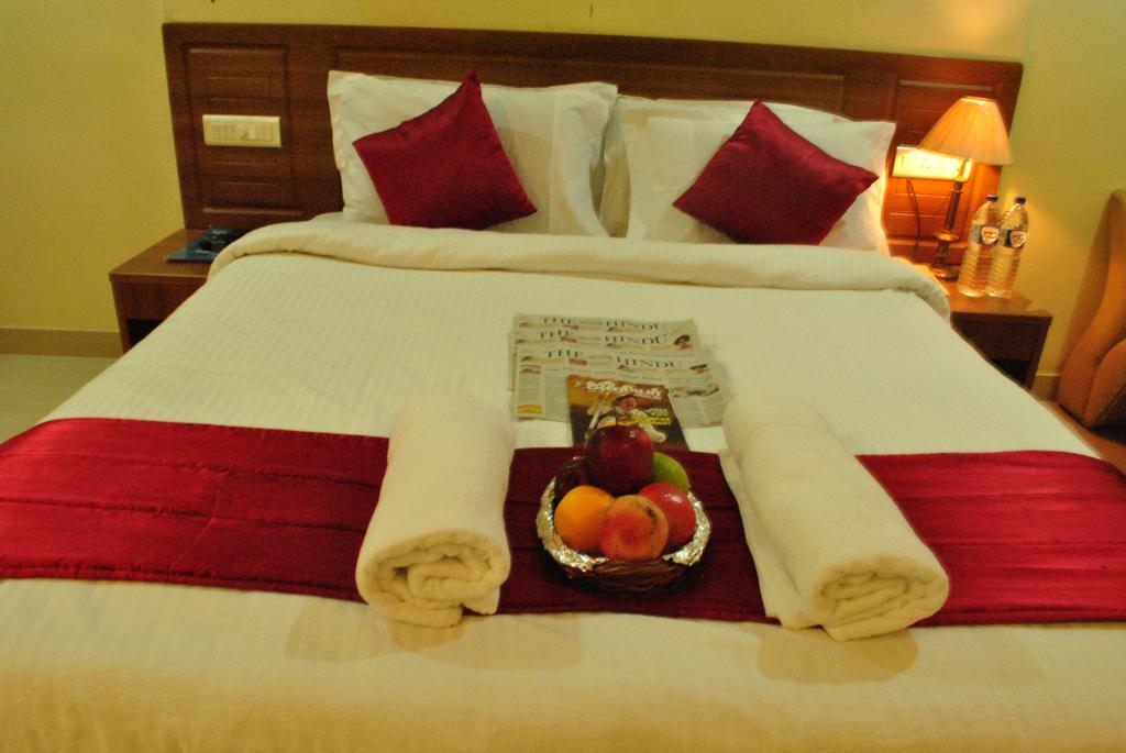 Hotel Sona'S Tiruchirappalli Εξωτερικό φωτογραφία