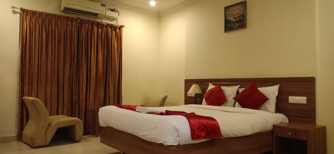 Hotel Sona'S Tiruchirappalli Εξωτερικό φωτογραφία