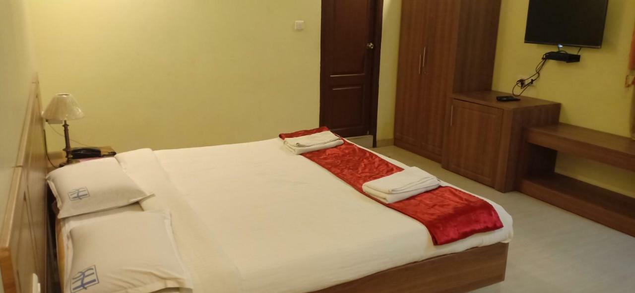 Hotel Sona'S Tiruchirappalli Εξωτερικό φωτογραφία